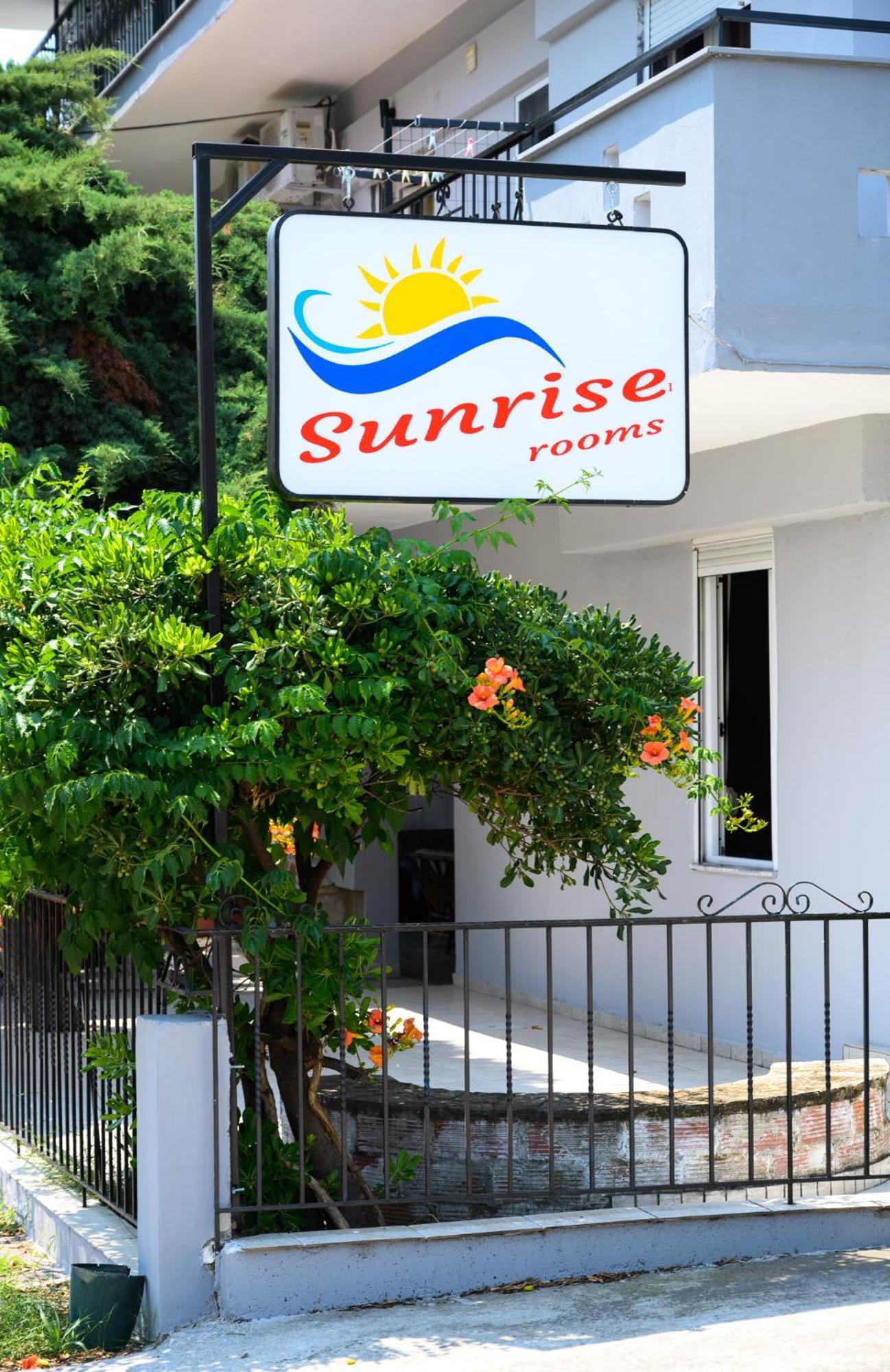 Sunrise2 Aparthotel Paralía Kültér fotó